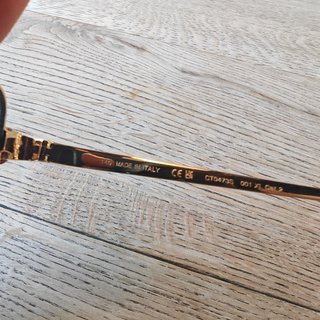 Occhiali da sole con corredo tutto