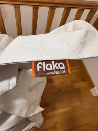 Puff Gigante Cuero Blanco Fiaka