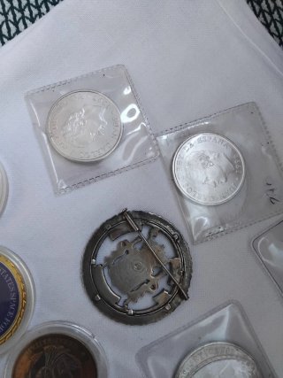 Lote de monedas y medallas