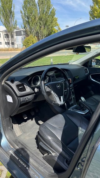 Volvo V40 2012