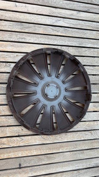 Tapacubos genérico R15