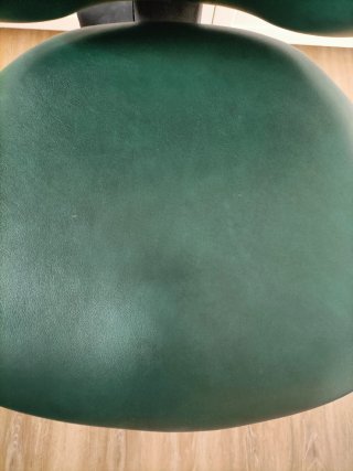 Silla de oficina ergonómica verde