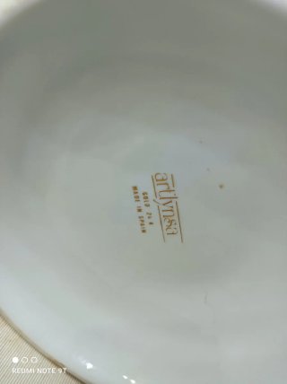 Jarrón Vintage Porcelana Fina Oro y Blanco