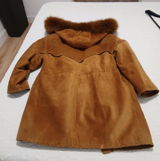 Chaquetón de piel marrón/oro viejo con capucha