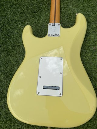 Fender Stratocaster Player II con mejora