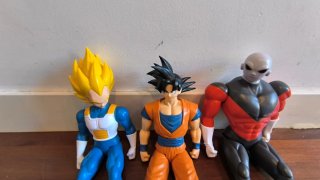 Muñecos Superhéroes y Personajes Varios