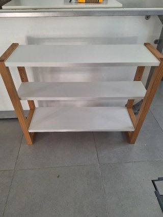 Mueble baño y estantería madera y blanco