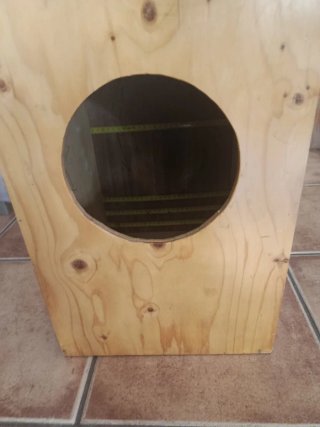 Cajón Flamenco de Madera hecho a mano.