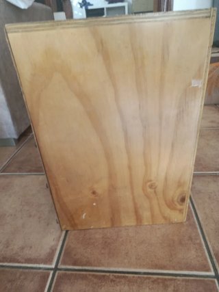 Cajón Flamenco de Madera hecho a mano.