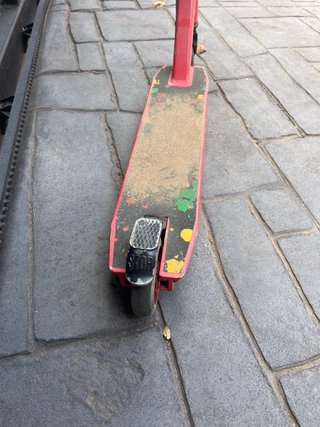 Patinete infantil rojo