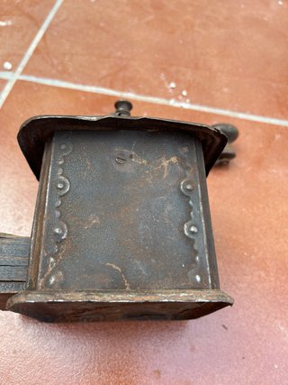 Antiguo molinillo de café