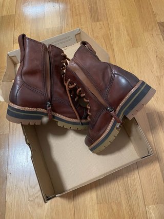 Botas medianas de Clarks