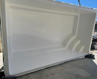 Piscina de poliéster