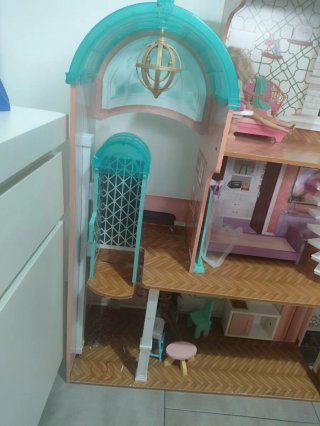 Casa de muñecas grande con accesorios