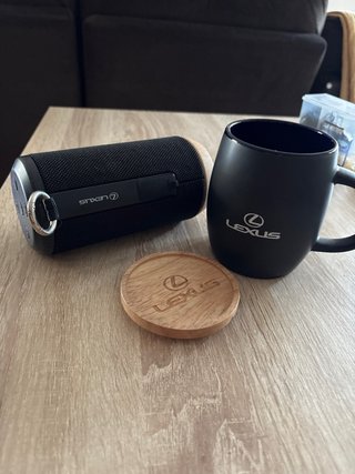 Altavoz y Taza Lexus Originales
