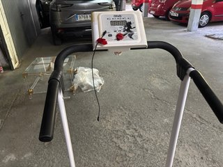 Cinta de andar iWalk con funda