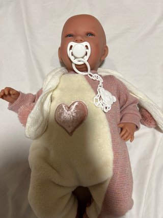 Bebé Reborn con accesorios