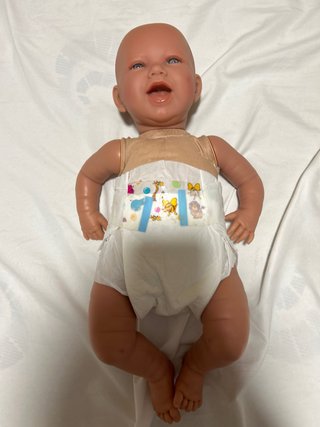Bebé Reborn con accesorios