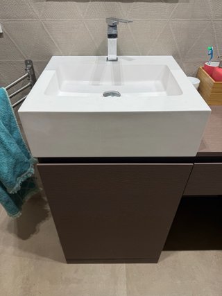 Mueble baño Resston 2 lavabos + 2 grifos
