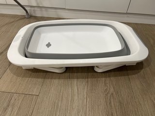 Ducha Bebé Carbebe Plegable y Soporte