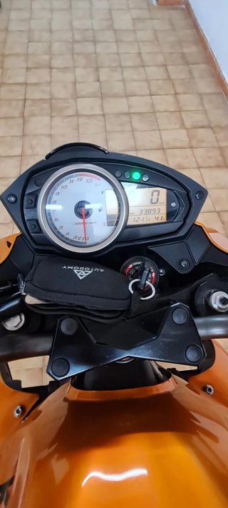 Kawasaki Z750 2010 Naranja