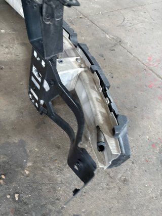 Traviesa Delantera BMW E60 E61