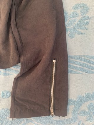 Casaquinho preto curto fecho Temu S/M