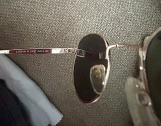 Gafas de sol polarizadas doradas