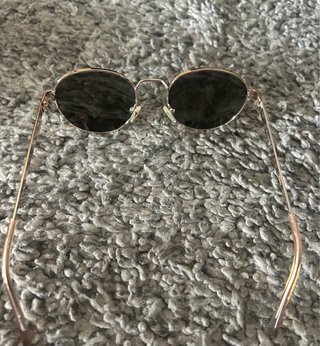 Gafas de sol polarizadas doradas