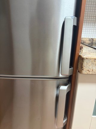 Frigorífico Combi Inox. Anti huellas. ClaseC.