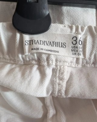 Falda larga vaquera blanca Stradivarius Evasé