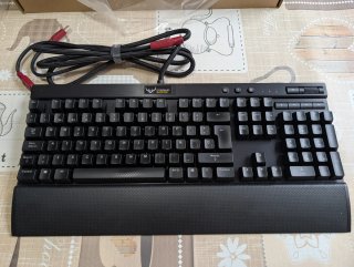 Teclado Corsair K70 Cherry MX Red (Layout ES)