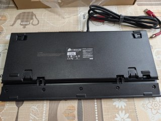 Teclado Corsair K70 Cherry MX Red (Layout ES)