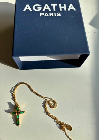 Colgante Cruz Agatha Paris Verde y Oro