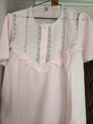 Camisón mujer rosa con encaje