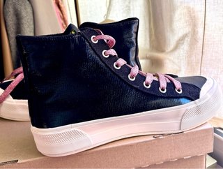 Zapatillas Desigual Negras y Rosas