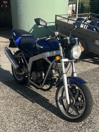 Hyosung GT 125 Comet Azul/Plata