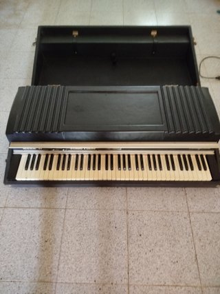 Rhodes Mark II Stage Piano 1979