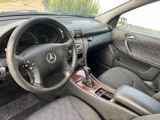 Mercedes-Benz Clase C 2003