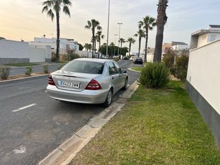 Mercedes-Benz Clase C 2003