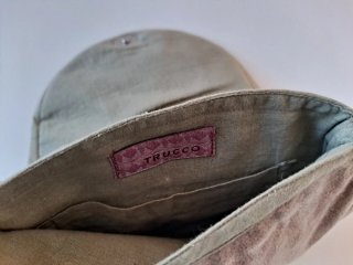 Bolso de terciopelo bordado