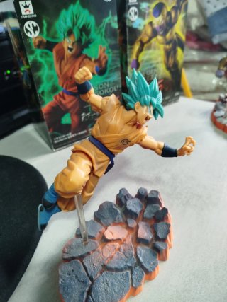 Figuras Dragon Ball Banpresto SCultures Gok