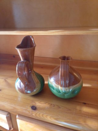 Set di 2 antichi vasi in ceramica