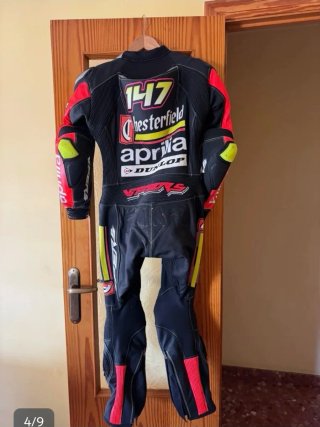 Mono Vipers 1 pieza Chesterfield Aprilia