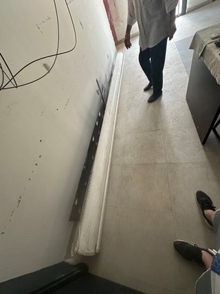 Toldo eléctrico grande