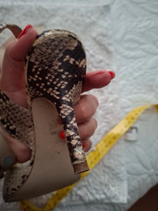 Sandalias de verano piel serpiente