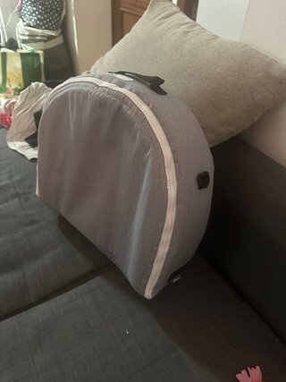 Cambiador de bebé con mosquitera