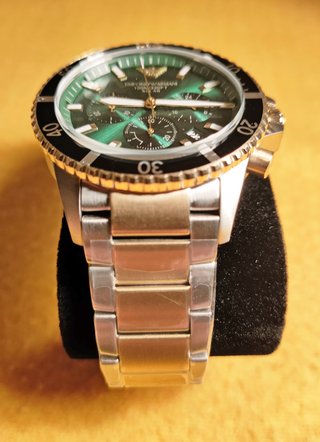 Reloj Emporio Armani solar nuevo
