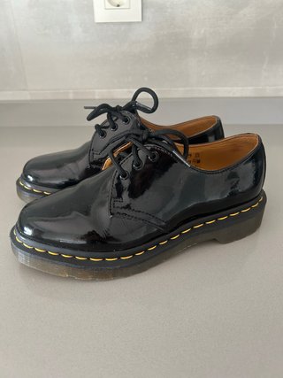 Dr. Martens 1461 mujer. Talla 36. Charol negro