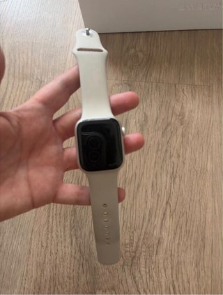 Apple Watch Series 8 41mm GPS Starlight